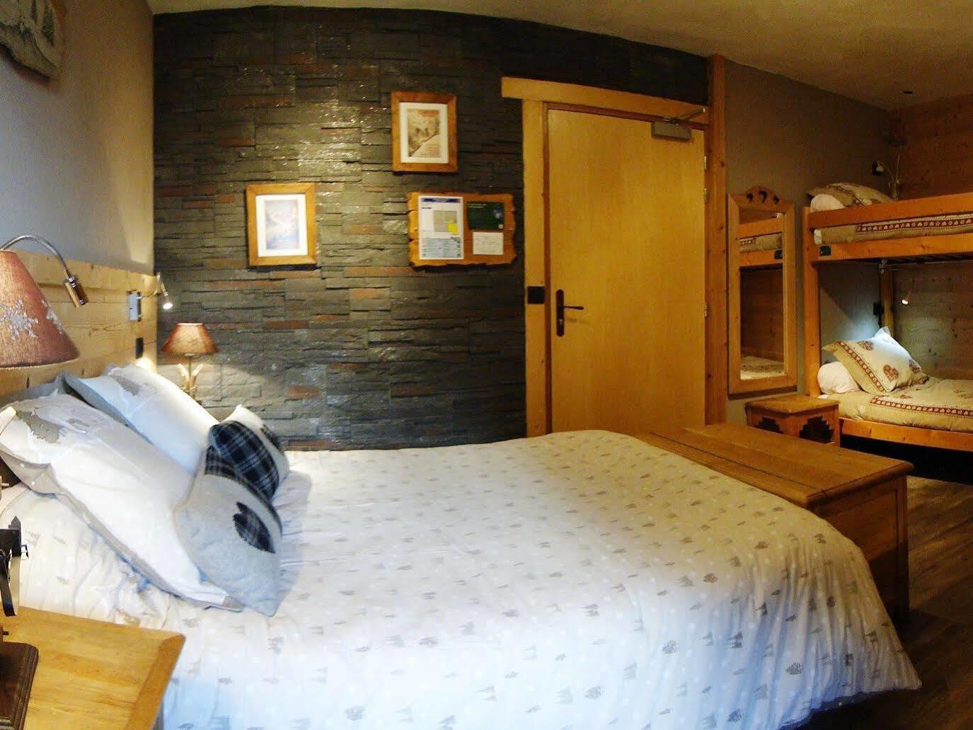 Logis Hotel Les Ancolies Arêches Zewnętrze zdjęcie